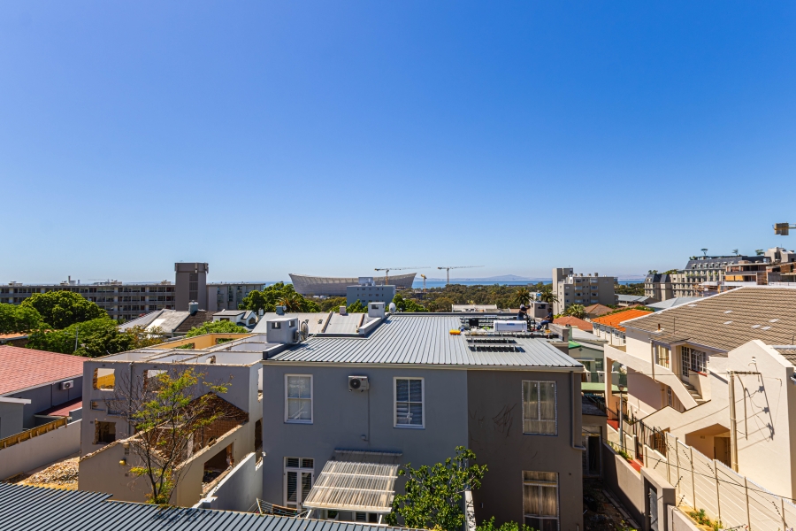 2 Bedroom Property for Sale in Green Point Western Cape